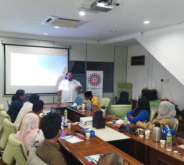 Bicara Netizen @ Dewan Perniagaan Melayu Malaysia Negeri Melaka (12)